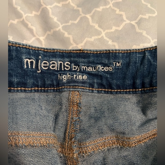 Maurice’s denim shorts - pair of 2 NWOT - Picture 4 of 8